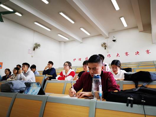 说明: e196f75d62e39a9f222bb3e05348596